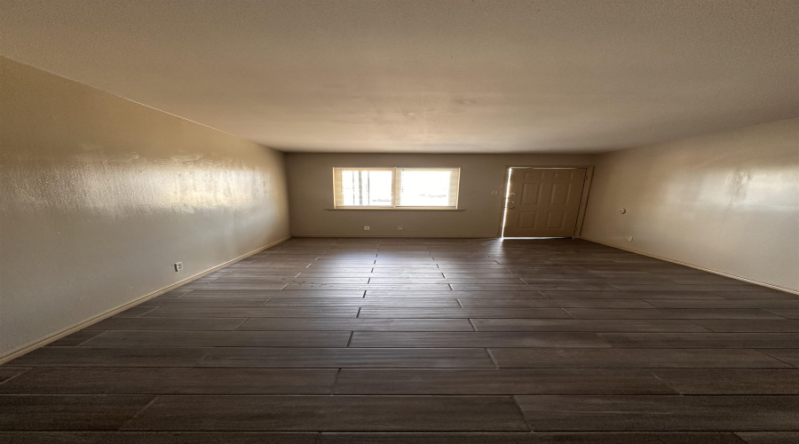605 Bustamante St, Laredo, Texas 78041, 2 Bedrooms Bedrooms, 2 Rooms Rooms,1 BathroomBathrooms,Residential,For Rent,605 Bustamante St,20264631