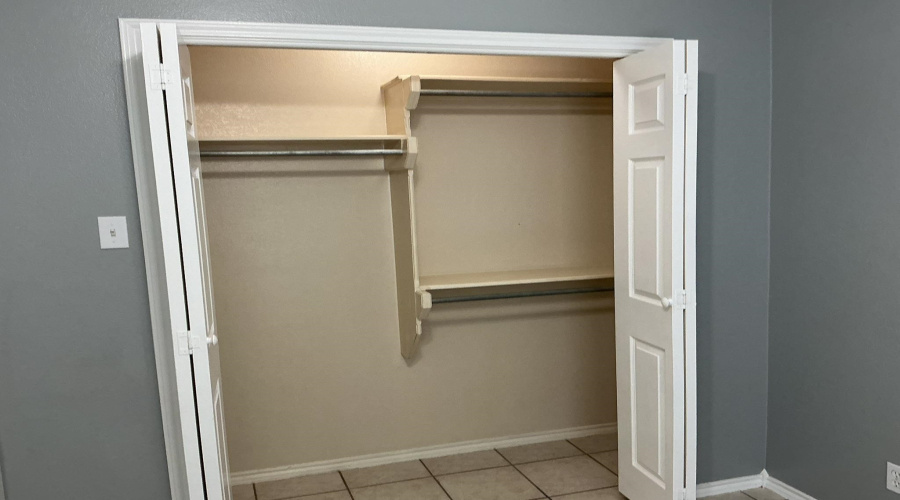 204 Girasol Ct, Laredo, Texas 78043, 3 Bedrooms Bedrooms, 5 Rooms Rooms,2 BathroomsBathrooms,Residential,For Rent,204 Girasol Ct,20264634