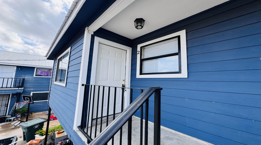 1303 E Eistetter St, Laredo, Texas 78041, 1 Bedroom Bedrooms, 2 Rooms Rooms,1 BathroomBathrooms,Residential,For Rent,1303 E Eistetter St,20264637