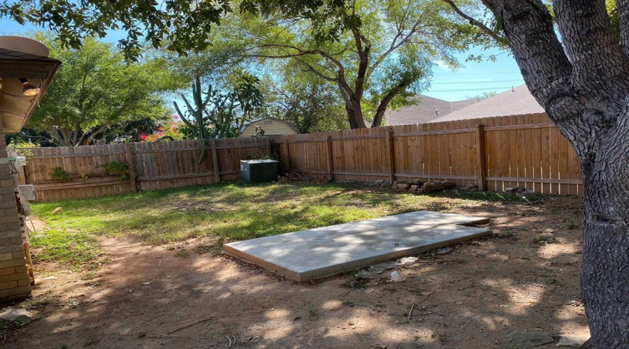 8617 Northridge Lp, Laredo, Texas 78041, 4 Bedrooms Bedrooms, 8 Rooms Rooms,2 BathroomsBathrooms,Residential,For Rent,8617 Northridge Lp,20264638