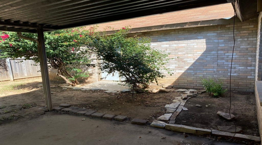 8617 Northridge Lp, Laredo, Texas 78041, 4 Bedrooms Bedrooms, 8 Rooms Rooms,2 BathroomsBathrooms,Residential,For Rent,8617 Northridge Lp,20264638