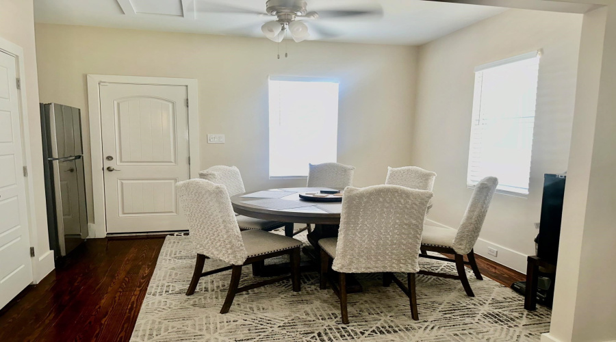 1619 Garfield St, Laredo, Texas 78043, 2 Bedrooms Bedrooms, 6 Rooms Rooms,1 BathroomBathrooms,Residential,For Sale,1619 Garfield St,20264639