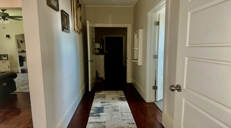 1619 Garfield St, Laredo, Texas 78043, 2 Bedrooms Bedrooms, 6 Rooms Rooms,1 BathroomBathrooms,Residential,For Sale,1619 Garfield St,20264639