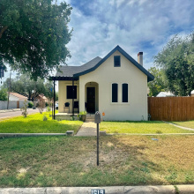 1619 Garfield St, Laredo, Texas 78043, 2 Bedrooms Bedrooms, 6 Rooms Rooms,1 BathroomBathrooms,Residential,For Rent,1619 Garfield St,20264639