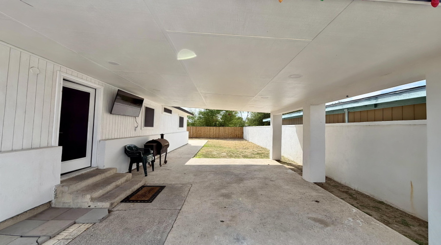 1907 Plum St, Laredo, Texas 78043, 3 Bedrooms Bedrooms, 5 Rooms Rooms,1 BathroomBathrooms,Residential,For Sale,1907 Plum St,20264641