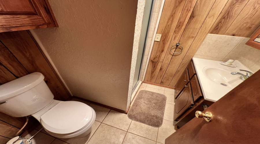 19 Hatfield Ln., Zapata, Texas 78076, 3 Bedrooms Bedrooms, 6 Rooms Rooms,3 BathroomsBathrooms,Residential,For Sale,19 Hatfield Ln.,20254343