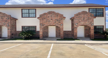 4246 Dorel Dr, Laredo, Texas 78043, 2 Bedrooms Bedrooms, 5 Rooms Rooms,2 BathroomsBathrooms,Residential,For Rent,4246 Dorel Dr,20263279