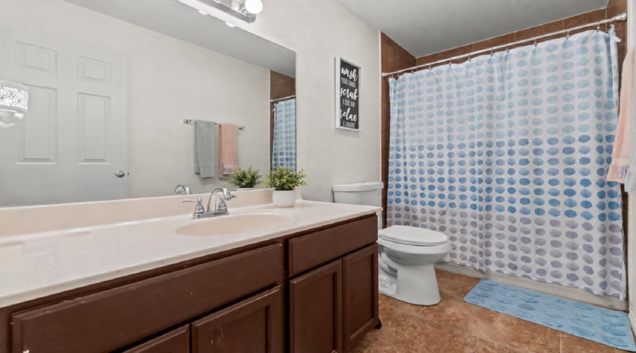 311 Sabal Loop, LAREDO, Texas 78045, 4 Bedrooms Bedrooms, 8 Rooms Rooms,2 BathroomsBathrooms,Residential,For Sale,311 Sabal Loop,20264644