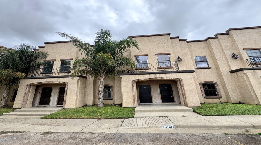 8216 Casa Verde Rd, Laredo, Texas 78041, 2 Bedrooms Bedrooms, 5 Rooms Rooms,2 BathroomsBathrooms,Residential,For Rent,8216 Casa Verde Rd,20264645