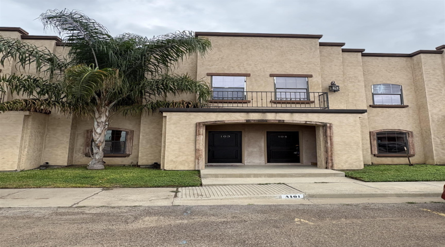 8216 Casa Verde Rd, Laredo, Texas 78041, 2 Bedrooms Bedrooms, 5 Rooms Rooms,2 BathroomsBathrooms,Residential,For Rent,8216 Casa Verde Rd,20264645
