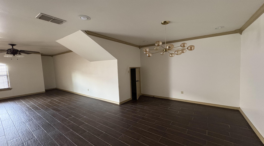 8216 Casa Verde Rd, Laredo, Texas 78041, 2 Bedrooms Bedrooms, 5 Rooms Rooms,2 BathroomsBathrooms,Residential,For Rent,8216 Casa Verde Rd,20264645