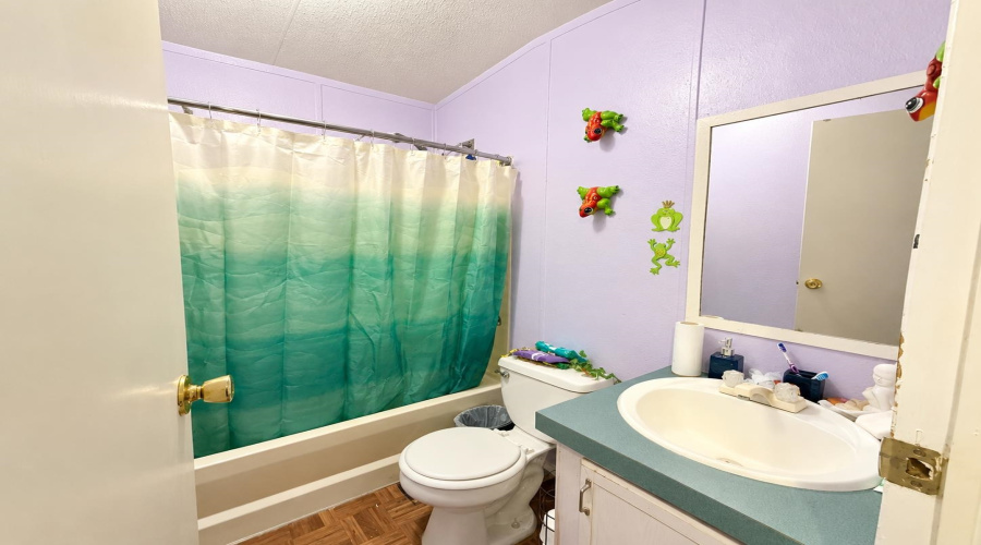 403 Moonstone Moonstone Rd., Laredo, Texas 78046-8855, 3 Bedrooms Bedrooms, 3 Rooms Rooms,2 BathroomsBathrooms,Residential,For Sale,403 Moonstone Moonstone Rd.,20264646