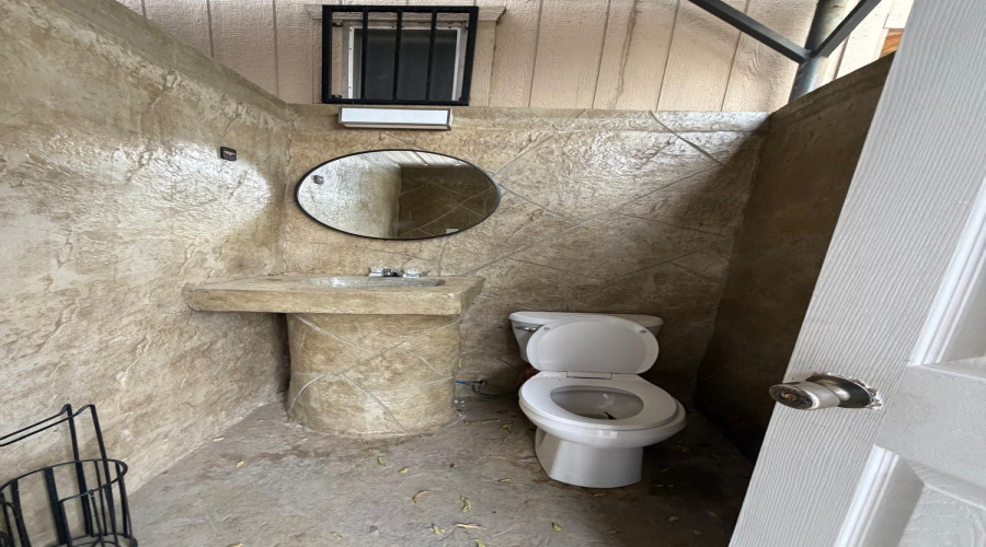 3426 Zamora Lp, Laredo, Texas 78046, 3 Bedrooms Bedrooms, 5 Rooms Rooms,2 BathroomsBathrooms,Residential,For Sale,3426 Zamora Lp,20264648