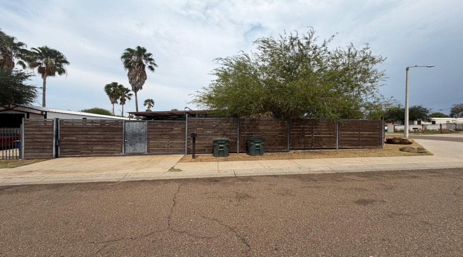 3426 Zamora Lp, Laredo, Texas 78046, 3 Bedrooms Bedrooms, 5 Rooms Rooms,2 BathroomsBathrooms,Residential,For Sale,3426 Zamora Lp,20264648