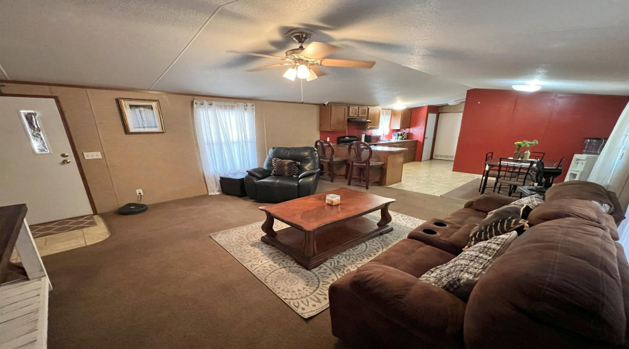 5303 Pharr Ln, Zapata, Texas 78076, 3 Bedrooms Bedrooms, 5 Rooms Rooms,2 BathroomsBathrooms,Residential,For Rent,5303 Pharr Ln,20264649
