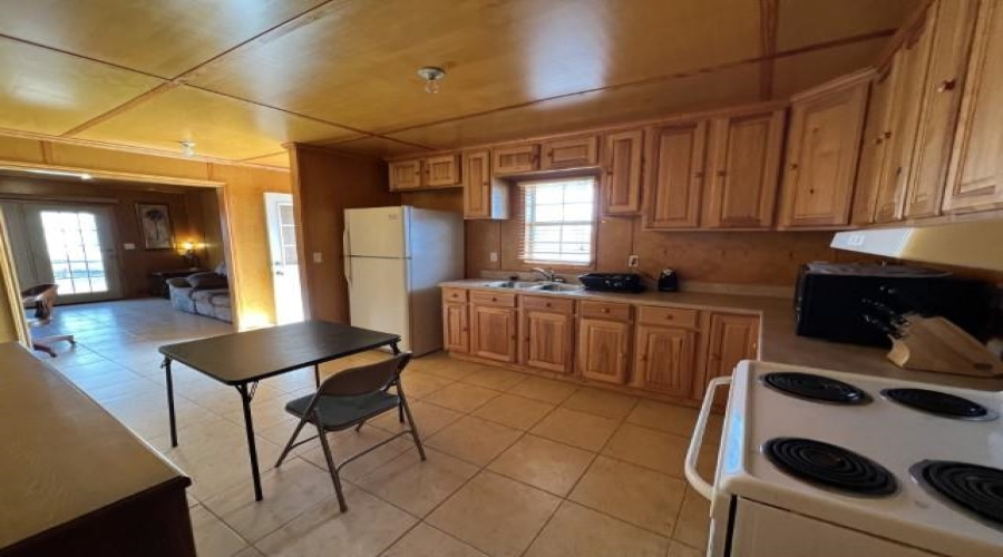 124 Vista Linda Dr, Zapata, Texas 78076, 2 Bedrooms Bedrooms, 4 Rooms Rooms,2 BathroomsBathrooms,Residential,For Rent,124 Vista Linda Dr,20264650