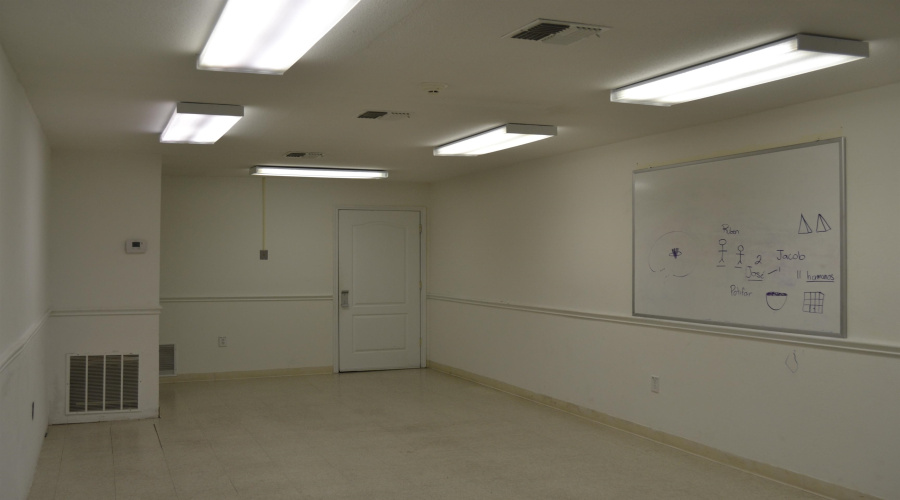200 W Lyon St, Laredo, Texas 78041, 1 Room Rooms,4 BathroomsBathrooms,Commercial retail/office,For Sale,200 W Lyon St,20261480