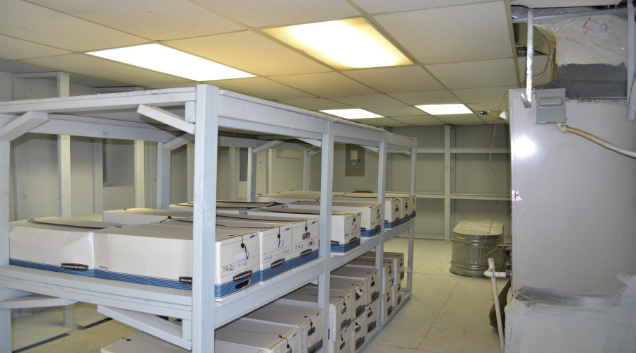 200 W Lyon St, Laredo, Texas 78041, 1 Room Rooms,4 BathroomsBathrooms,Commercial retail/office,For Sale,200 W Lyon St,20261480