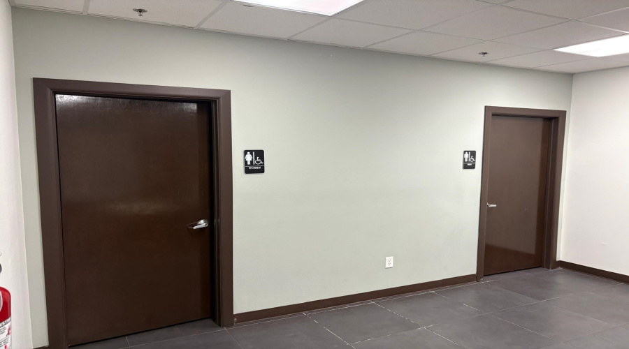 6999 McPherson Rd, laredo, Texas 78041, 51 Rooms Rooms,2 BathroomsBathrooms,Commercial retail/office,For Rent,6999 McPherson Rd,20264652
