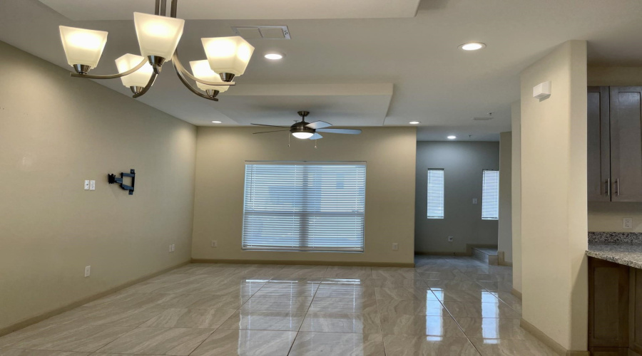 4101 Blue Quail Rd, Laredo, Texas 78045, 3 Bedrooms Bedrooms, 4 Rooms Rooms,2 BathroomsBathrooms,Residential,For Rent,4101 Blue Quail Rd,20264651