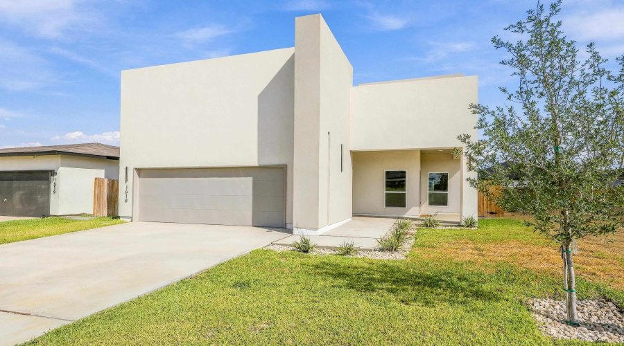 1618 Brangus St., LAREDO, Texas 78046, 3 Bedrooms Bedrooms, 6 Rooms Rooms,2 BathroomsBathrooms,Residential,For Rent,1618 Brangus St.,20264653