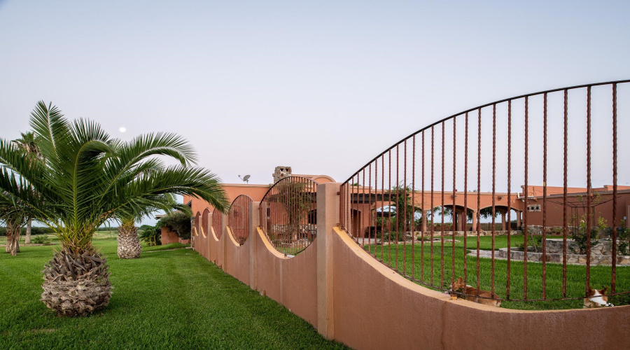 22168 U.S. Hwy 83 North, Laredo, Texas 78045, 6 Bedrooms Bedrooms, 13 Rooms Rooms,5 BathroomsBathrooms,Residential,For Sale,22168 U.S. Hwy 83 North,20264655