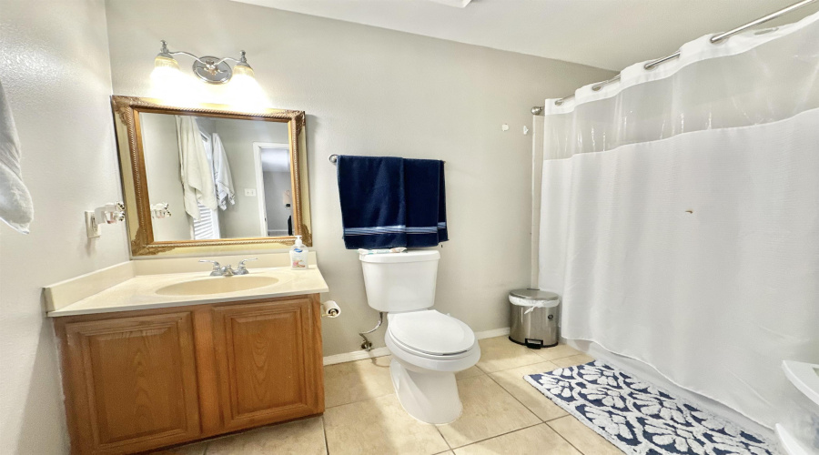 3054 St Isaac Lp, Laredo, Texas 78045-2812, 5 Bedrooms Bedrooms, 7 Rooms Rooms,4 BathroomsBathrooms,Residential,For Sale,3054 St Isaac Lp,20264657