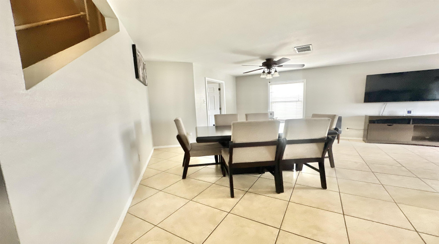3054 St Isaac Lp, Laredo, Texas 78045-2812, 5 Bedrooms Bedrooms, 7 Rooms Rooms,4 BathroomsBathrooms,Residential,For Sale,3054 St Isaac Lp,20264657