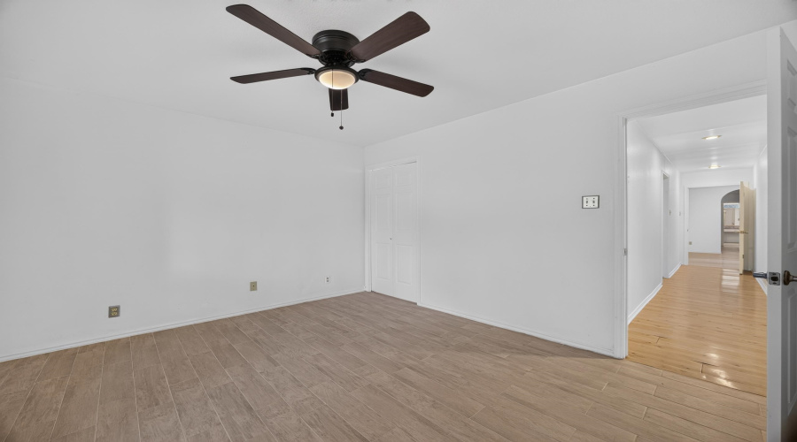 1323 Cross Country Ln., Laredo, Texas 78045, 6 Bedrooms Bedrooms, 11 Rooms Rooms,6 BathroomsBathrooms,Residential,For Sale,1323 Cross Country Ln.,20264659