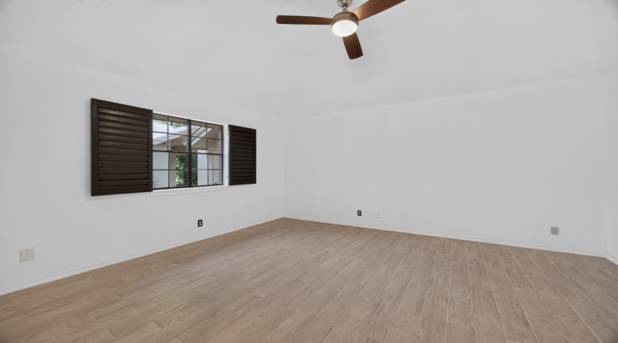 1323 Cross Country Ln., Laredo, Texas 78045, 6 Bedrooms Bedrooms, 11 Rooms Rooms,6 BathroomsBathrooms,Residential,For Sale,1323 Cross Country Ln.,20264659