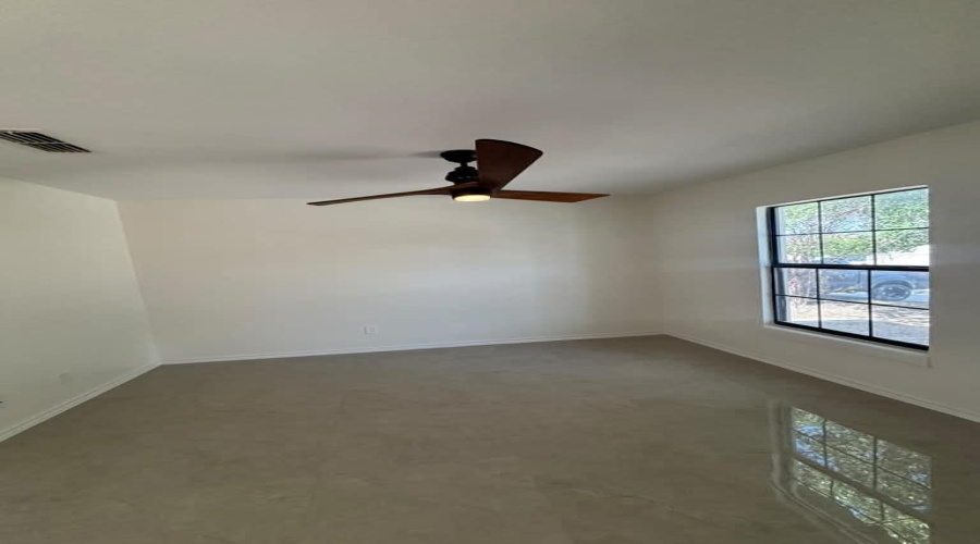 402 Jazmin Rd, LAREDO, Texas 78043, 3 Bedrooms Bedrooms, 6 Rooms Rooms,2 BathroomsBathrooms,Residential,For Rent,402 Jazmin Rd,20264662