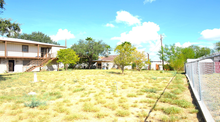 361 Monte Dr, Zapata, Texas 78076, 2 Bedrooms Bedrooms, 5 Rooms Rooms,2 BathroomsBathrooms,Residential,For Sale,361 Monte Dr,20264665