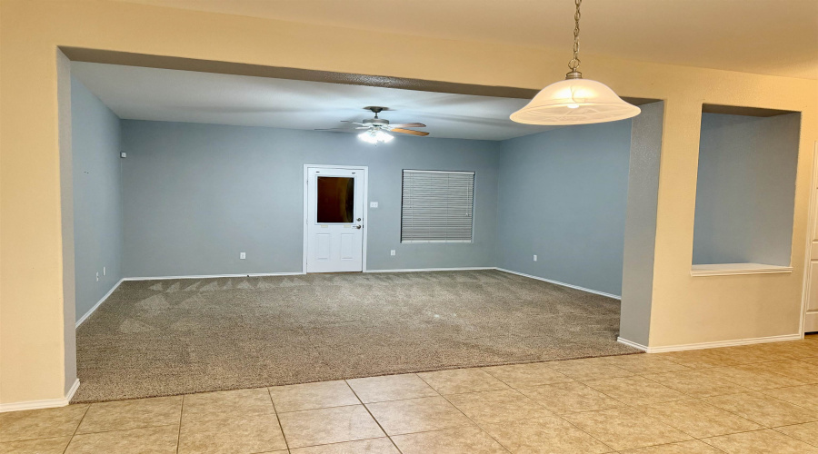 113 Washingtonia Dr, Laredo, Texas 78045, 4 Bedrooms Bedrooms, 9 Rooms Rooms,2 BathroomsBathrooms,Residential,For Sale,113 Washingtonia Dr,20264668