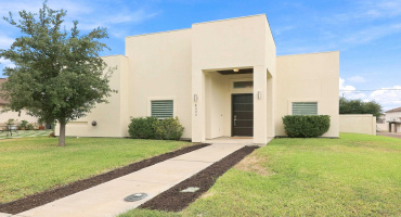 9808 Aziz St., Laredo, Texas 78045, 3 Bedrooms Bedrooms, 6 Rooms Rooms,2 BathroomsBathrooms,Residential,For Sale,9808 Aziz St.,20264669 9808 Aziz St., Laredo, Texas 78045, 3 Bedrooms Bedrooms, 6 Rooms Rooms,2 BathroomsBathrooms,Residential,For Sale,9808 Aziz St.,20264669