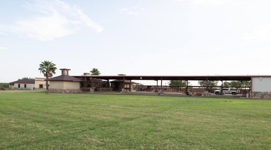 22168 N US Highway 83, Laredo, Texas 78045, ,Land,For Sale,22168 N US Highway 83,20264674