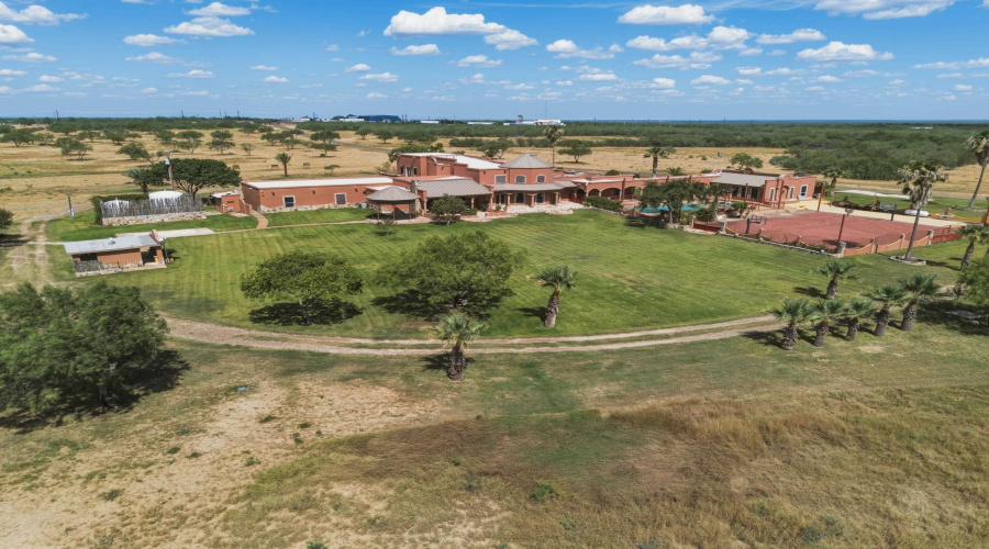 22168 N US Highway 83, Laredo, Texas 78045, ,Land,For Sale,22168 N US Highway 83,20264674