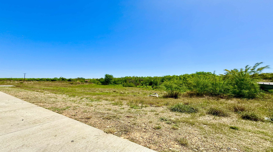 Shiloh Dr, Laredo, Texas 78045, ,Land,For Sale,Shiloh Dr,20264676