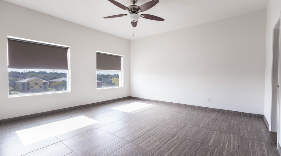 502 Shiloh Dr, LAREDO, Texas 78045, ,Multi-family,For Sale,502 Shiloh Dr,20261065
