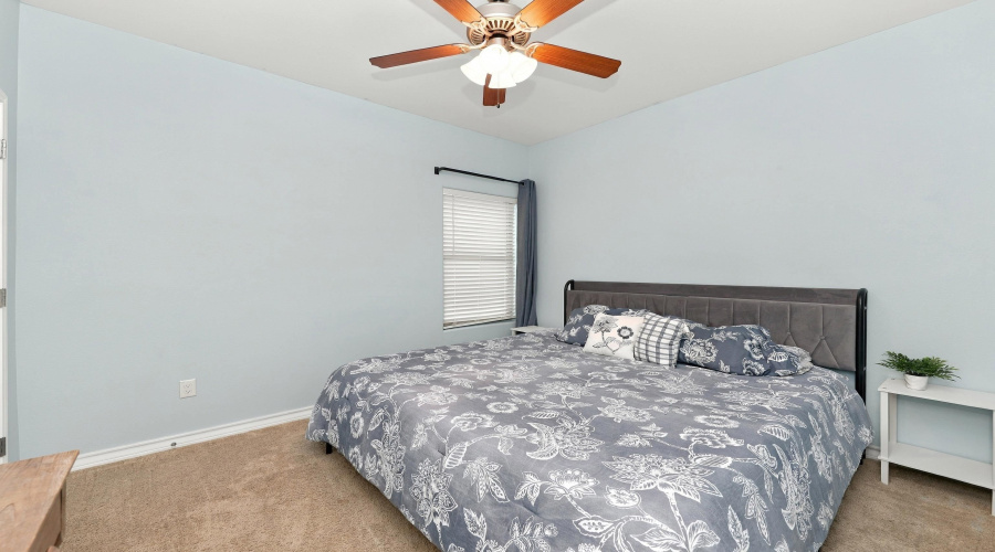 504 Silver Palm Dr, Laredo, Texas 78045, 4 Bedrooms Bedrooms, 8 Rooms Rooms,3 BathroomsBathrooms,Residential,For Sale,504 Silver Palm Dr,20264672