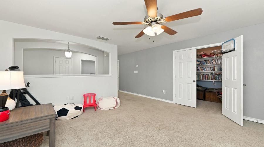 504 Silver Palm Dr, Laredo, Texas 78045, 4 Bedrooms Bedrooms, 8 Rooms Rooms,3 BathroomsBathrooms,Residential,For Sale,504 Silver Palm Dr,20264672