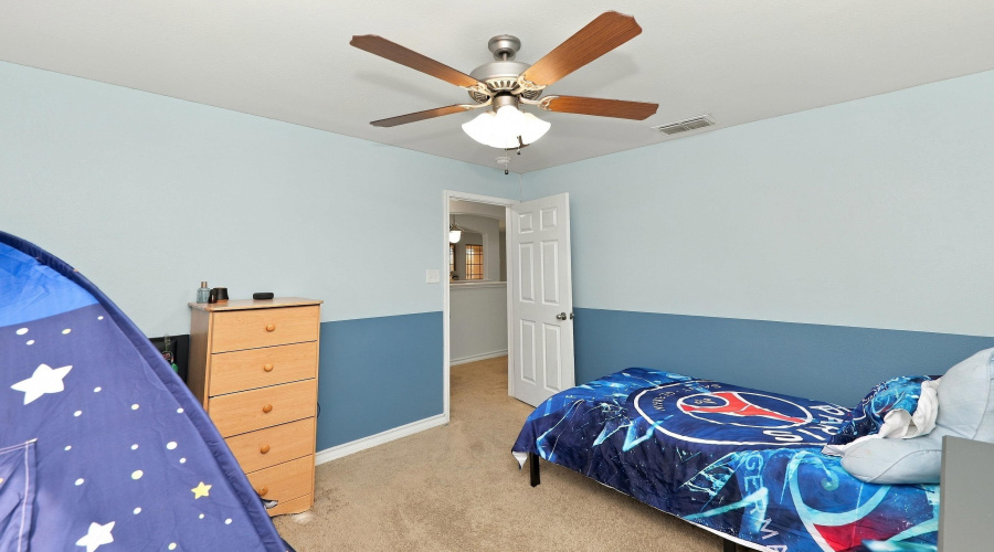 504 Silver Palm Dr, Laredo, Texas 78045, 4 Bedrooms Bedrooms, 8 Rooms Rooms,3 BathroomsBathrooms,Residential,For Sale,504 Silver Palm Dr,20264672