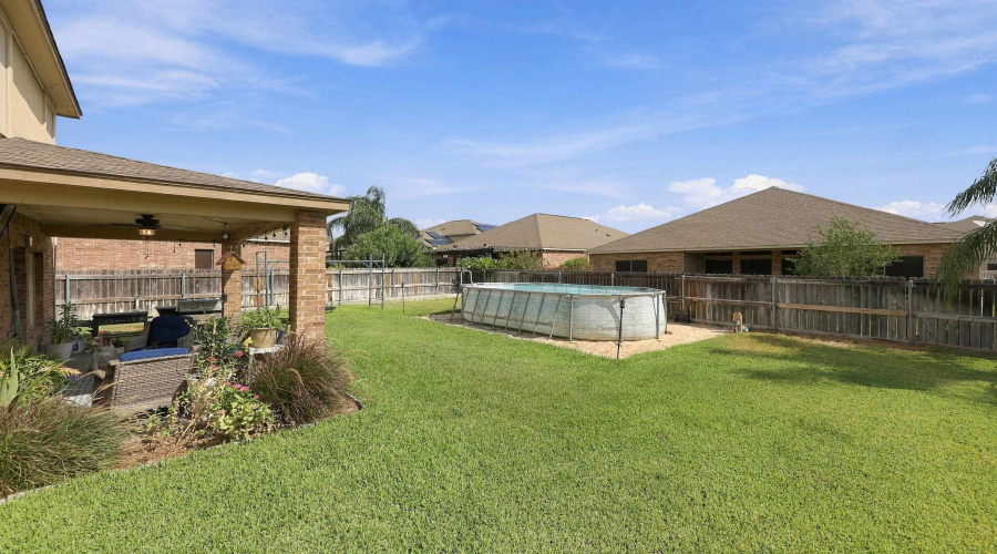 504 Silver Palm Dr, Laredo, Texas 78045, 4 Bedrooms Bedrooms, 8 Rooms Rooms,3 BathroomsBathrooms,Residential,For Sale,504 Silver Palm Dr,20264672
