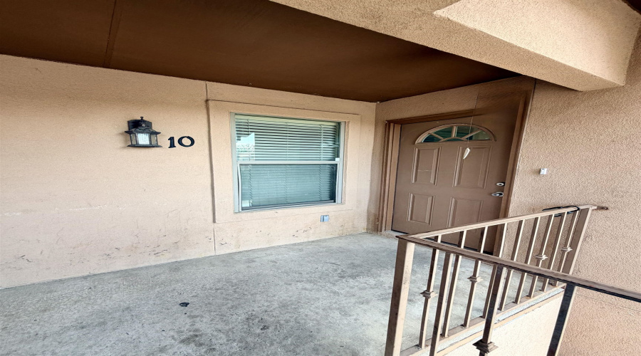 9809 Sterling St., Laredo, Texas 78045, 3 Bedrooms Bedrooms, 7 Rooms Rooms,2 BathroomsBathrooms,Residential,For Rent,9809 Sterling St.,20264677