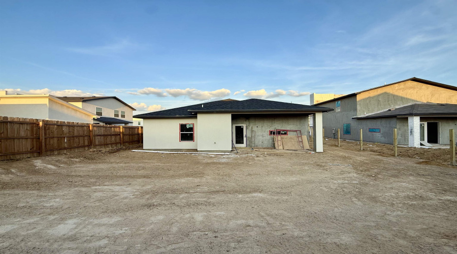 5706 Lone Star Loop, Laredo, Texas 78046, 4 Bedrooms Bedrooms, 4 Rooms Rooms,2 BathroomsBathrooms,Residential,For Sale,5706 Lone Star Loop,20264678