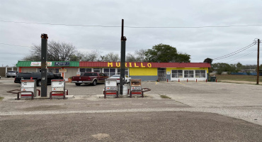 3810 Saunders St, Laredo, Texas 78041-7644, 1 Room Rooms,4 BathroomsBathrooms,Commercial retail/office,For Sale,3810 Saunders St,20264679