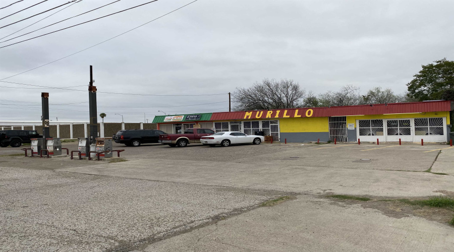 3810 Saunders St, Laredo, Texas 78041-7644, 1 Room Rooms,4 BathroomsBathrooms,Commercial retail/office,For Sale,3810 Saunders St,20264679