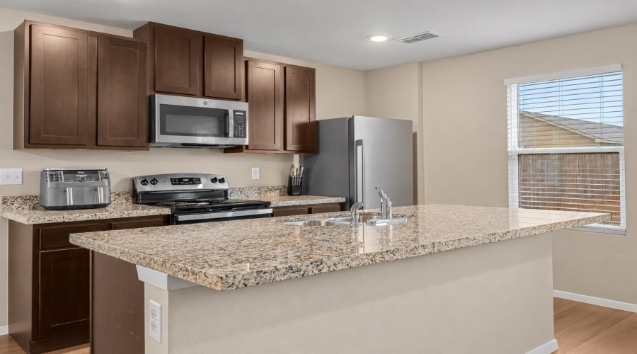 5728 St. Dominic, Laredo, Texas 78046, 4 Bedrooms Bedrooms, 4 Rooms Rooms,2 BathroomsBathrooms,Residential,For Sale,5728 St. Dominic,20264680