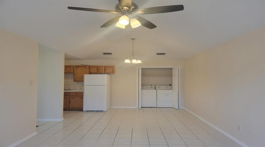 506 Shiloh Dr, Laredo, Texas 78045, 3 Bedrooms Bedrooms, 4 Rooms Rooms,2 BathroomsBathrooms,Residential,For Rent,506 Shiloh Dr,20264684