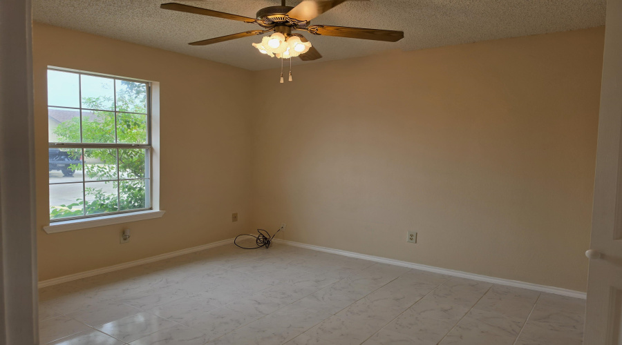 506 Shiloh Dr, Laredo, Texas 78045, 3 Bedrooms Bedrooms, 4 Rooms Rooms,2 BathroomsBathrooms,Residential,For Rent,506 Shiloh Dr,20264684