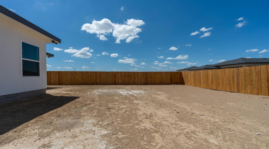 1632 Secretaria Ln., Laredo, Texas 78041, 3 Bedrooms Bedrooms, 5 Rooms Rooms,2 BathroomsBathrooms,Residential,For Sale,1632 Secretaria Ln.,20264687